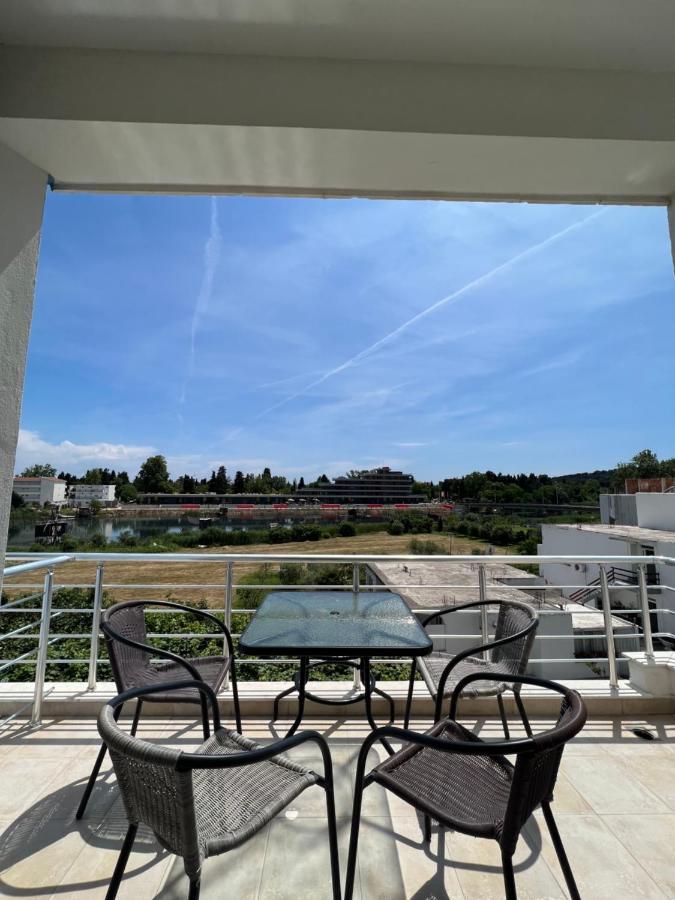 Apartments Fati & Flori Ulcinj Bagian luar foto