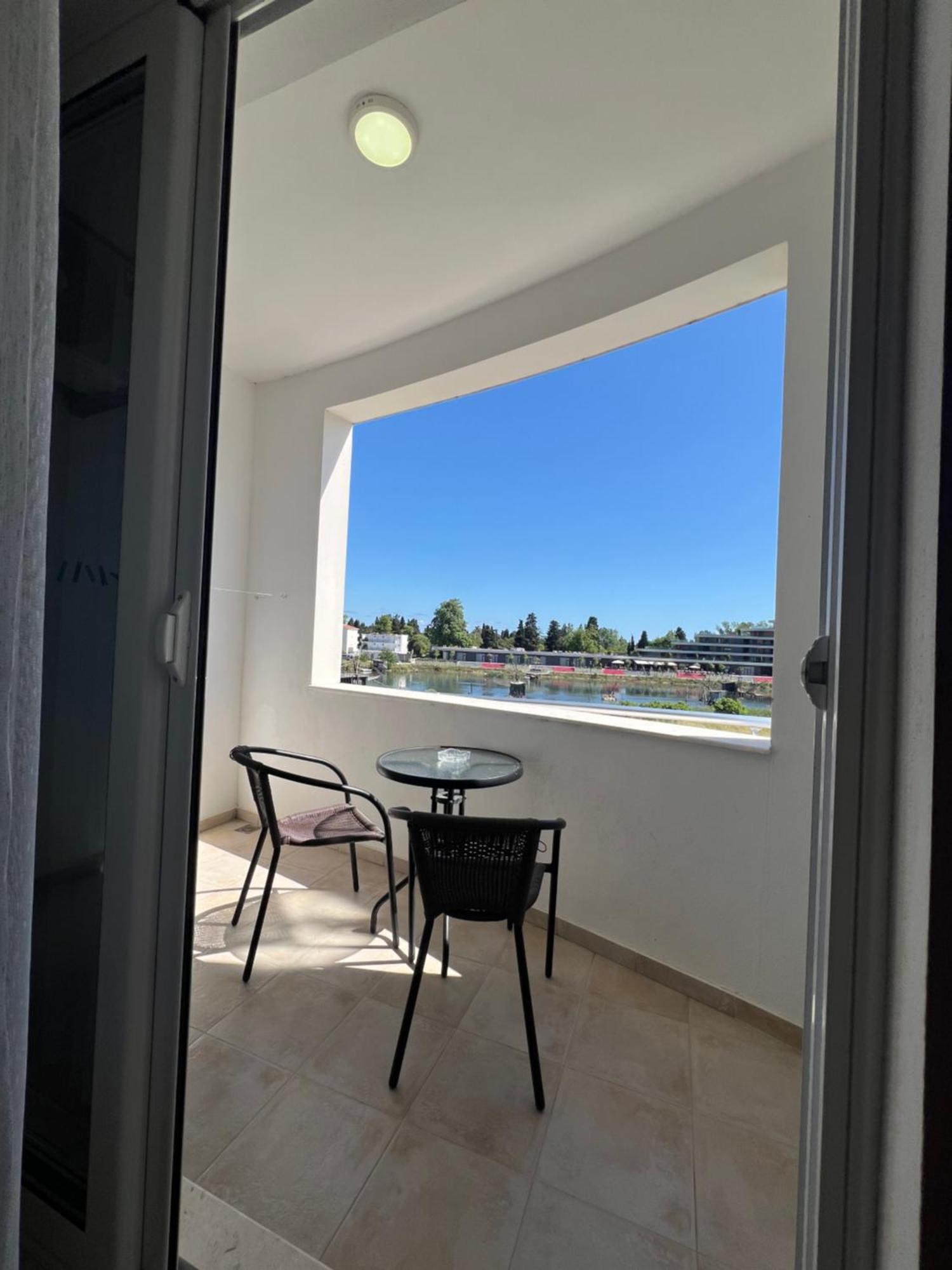 Apartments Fati & Flori Ulcinj Bagian luar foto